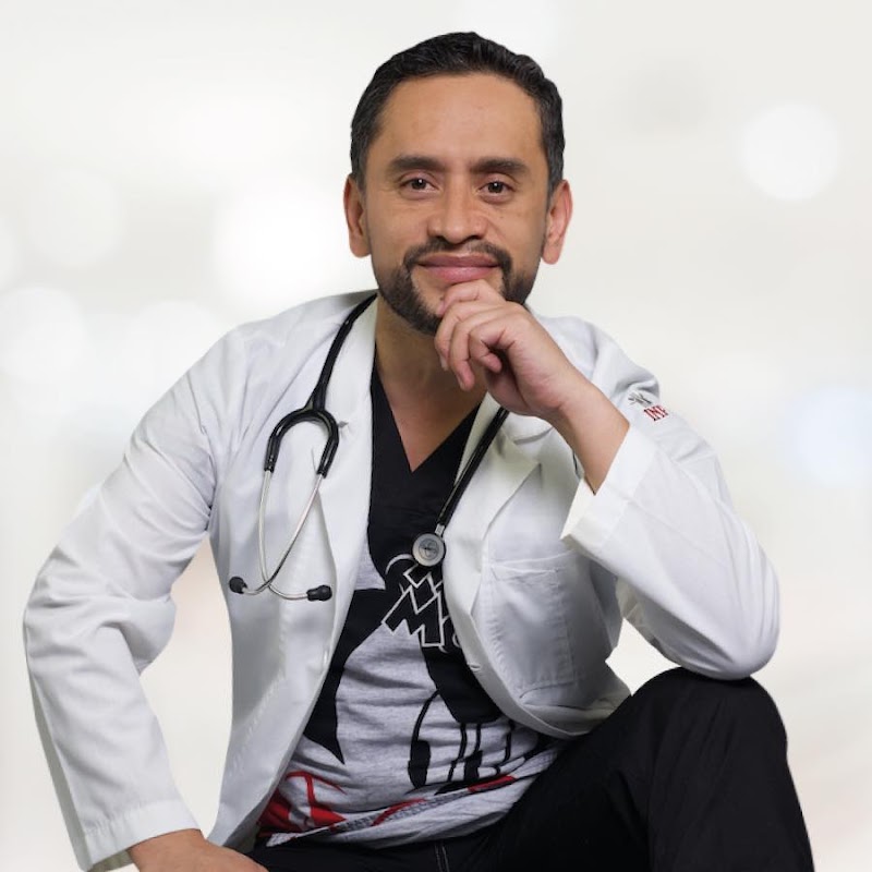 Dr. Gibert Maza Ramos | Dermatólogo Pediatra