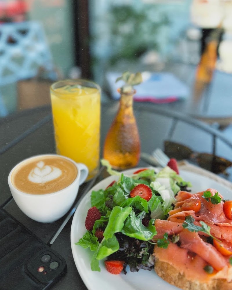 Kayroma Café