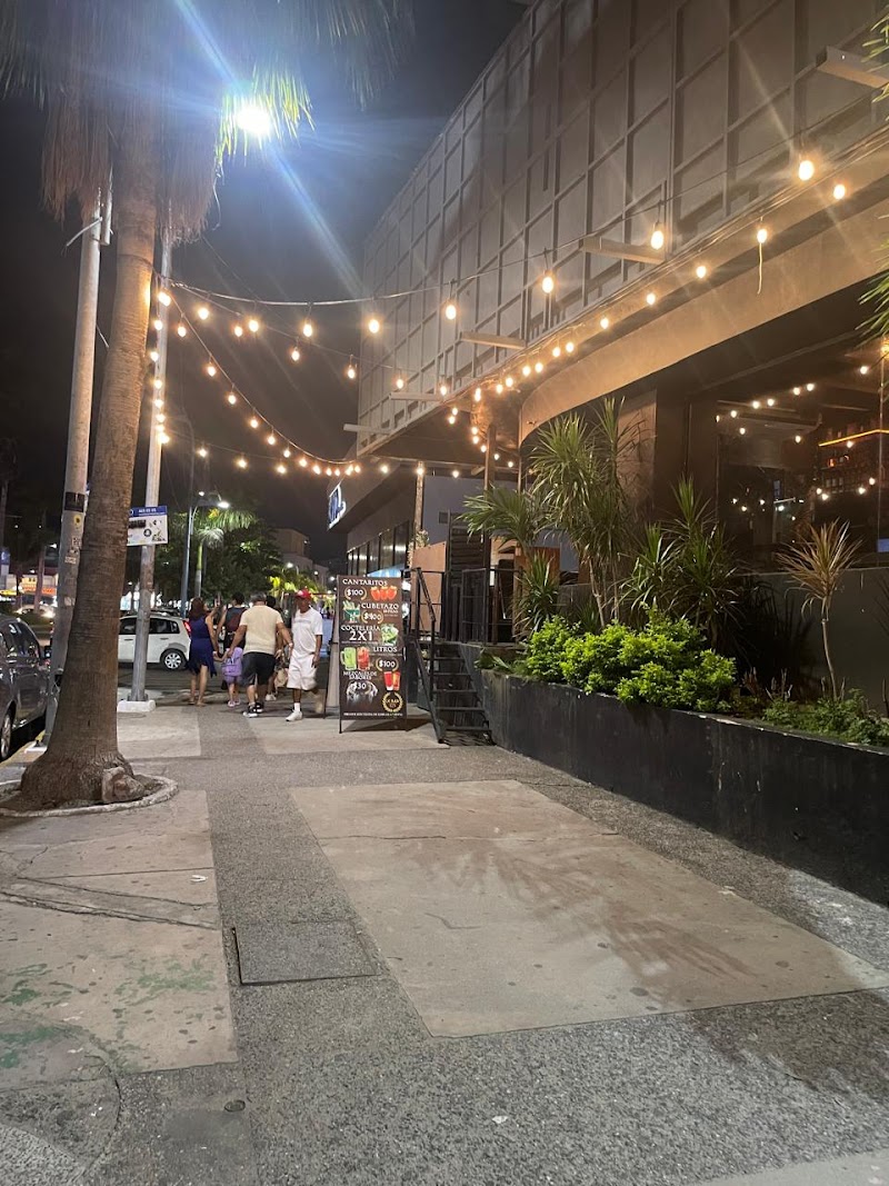 El Bar Acapulco