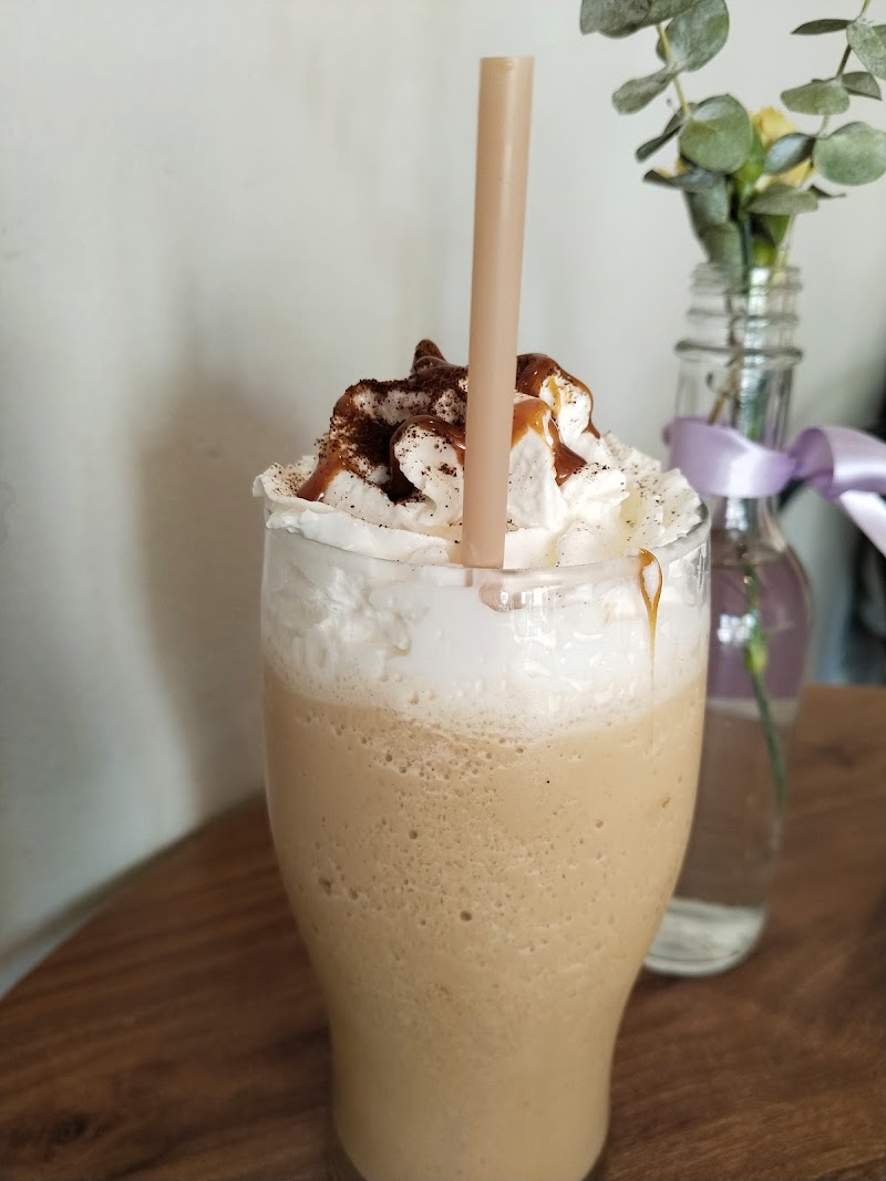 Kayroma Café