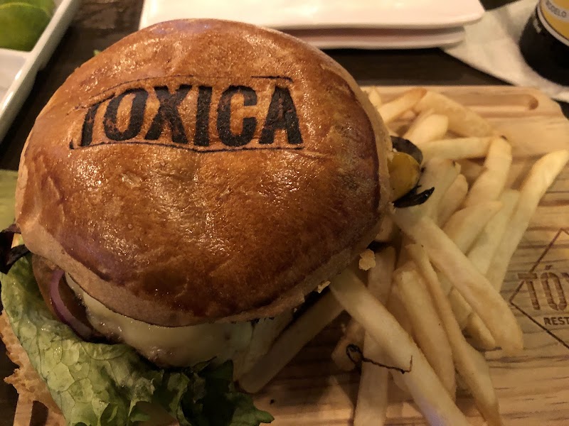 Tóxica Snack & Bar