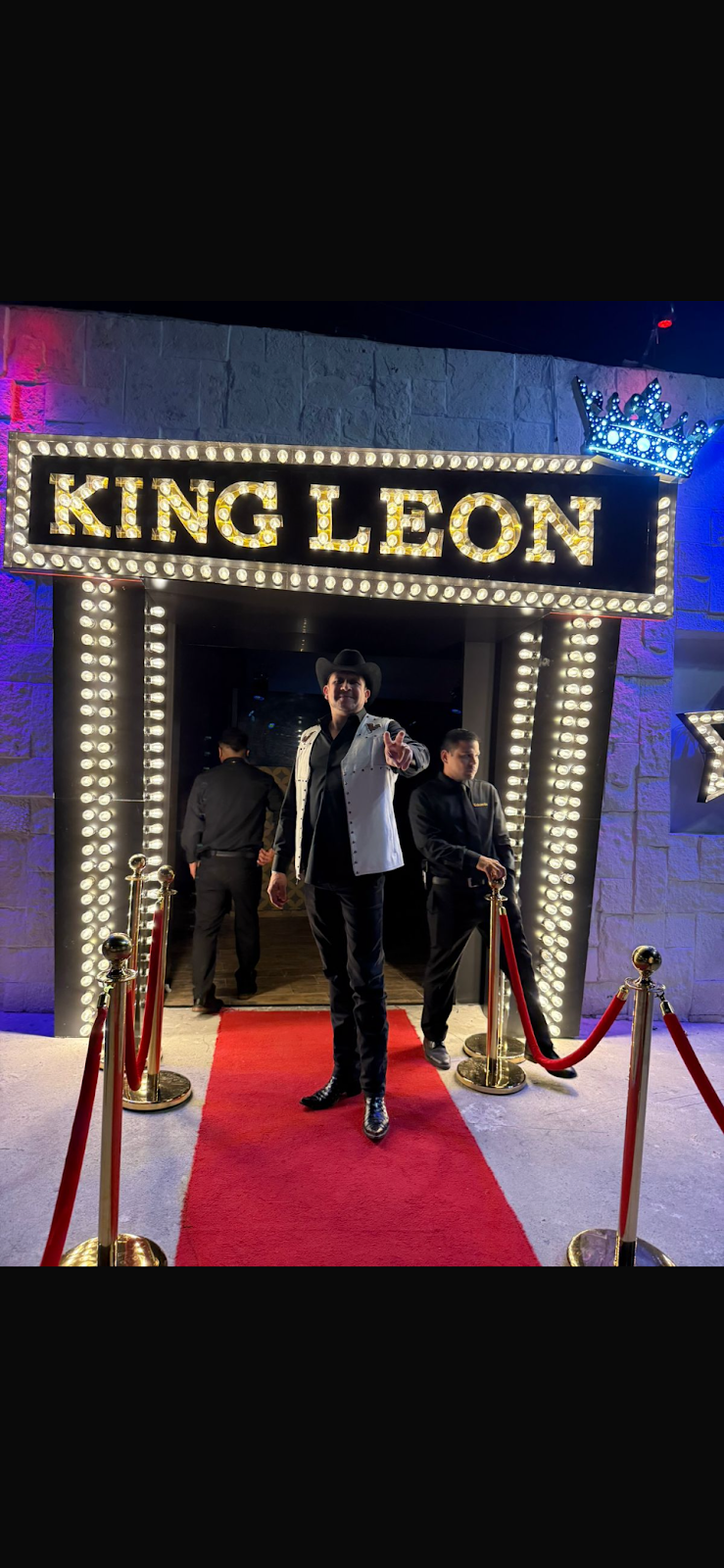 KING LEON BAR